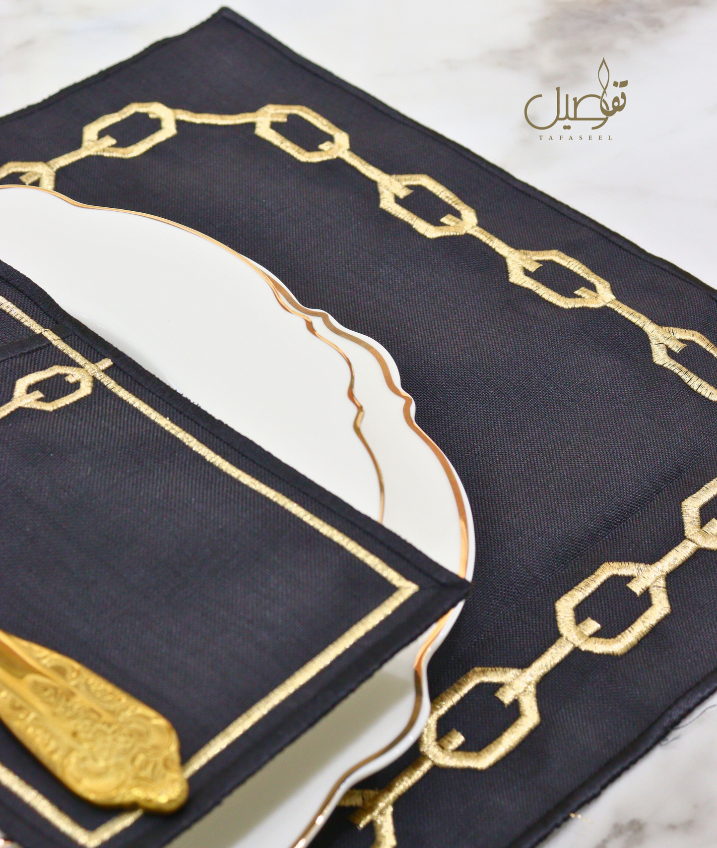Set de table noir