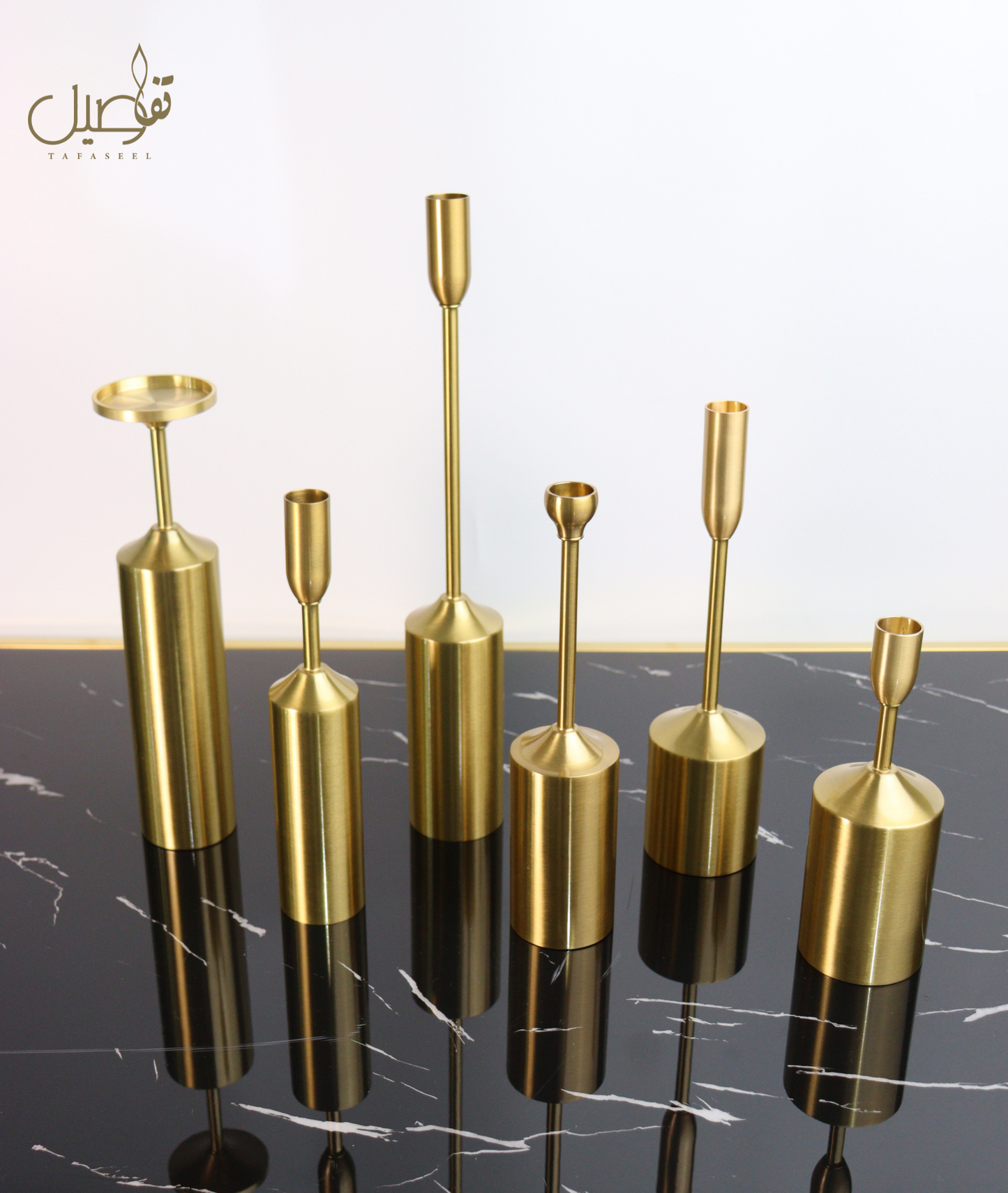 Ensemble de 6 chandeliers dorés décoratifs – TAFASSEL