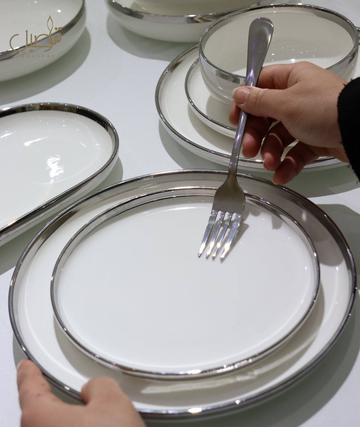 Service de table blanc argenté 27 pièces – photo 7 | TAFASSEL