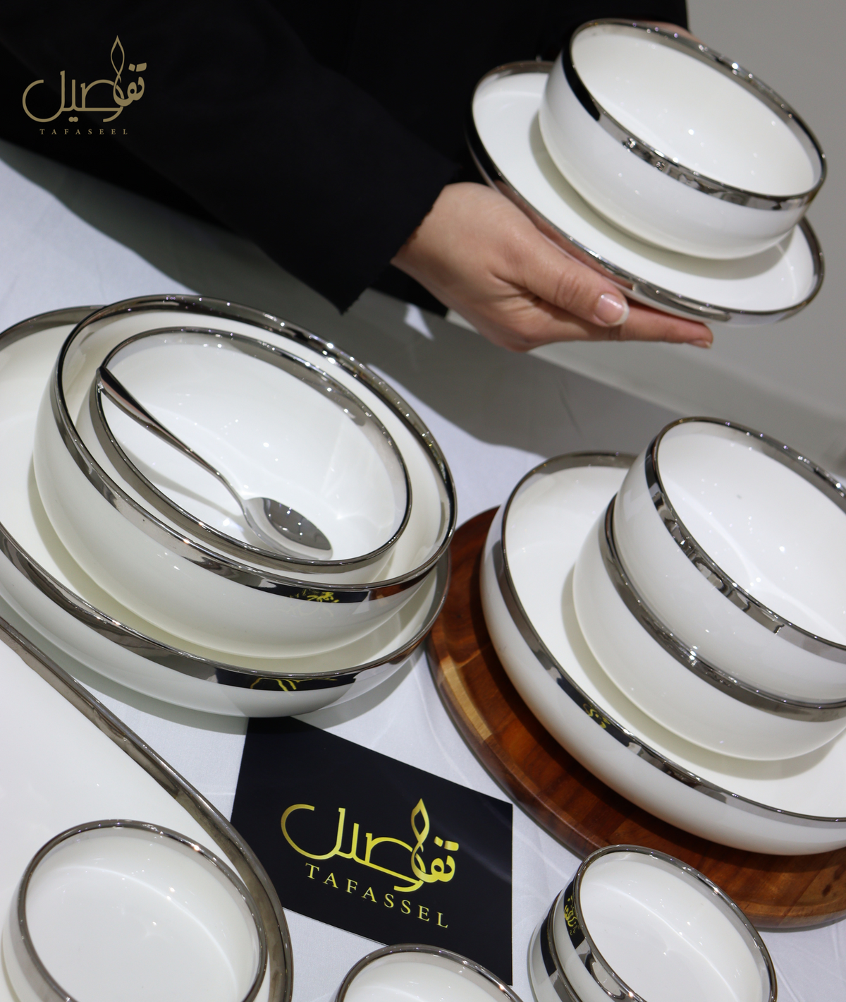 Service de table blanc argenté 27 pièces – photo 8 | TAFASSEL