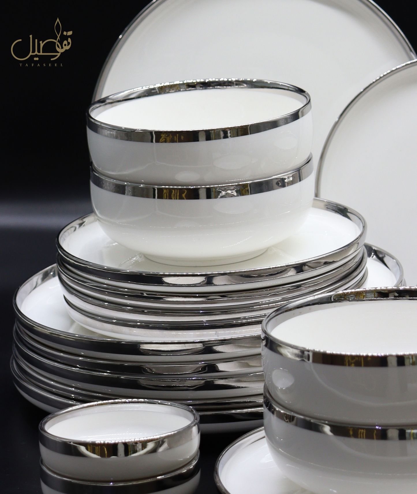 Ensemble de 27 pièces en blanc argenté