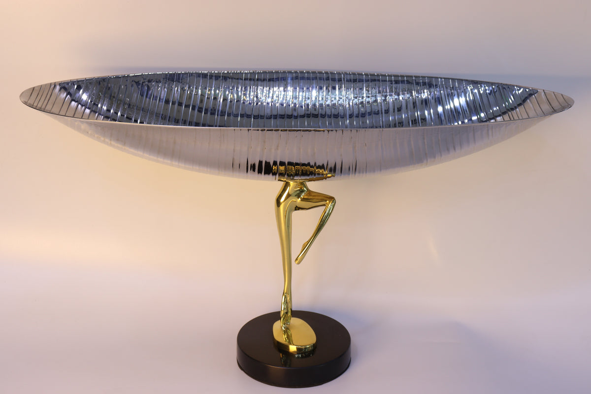 Présentoir Décoratif Prestige – Plateau Argenté & Base Noire et Dorée ✨