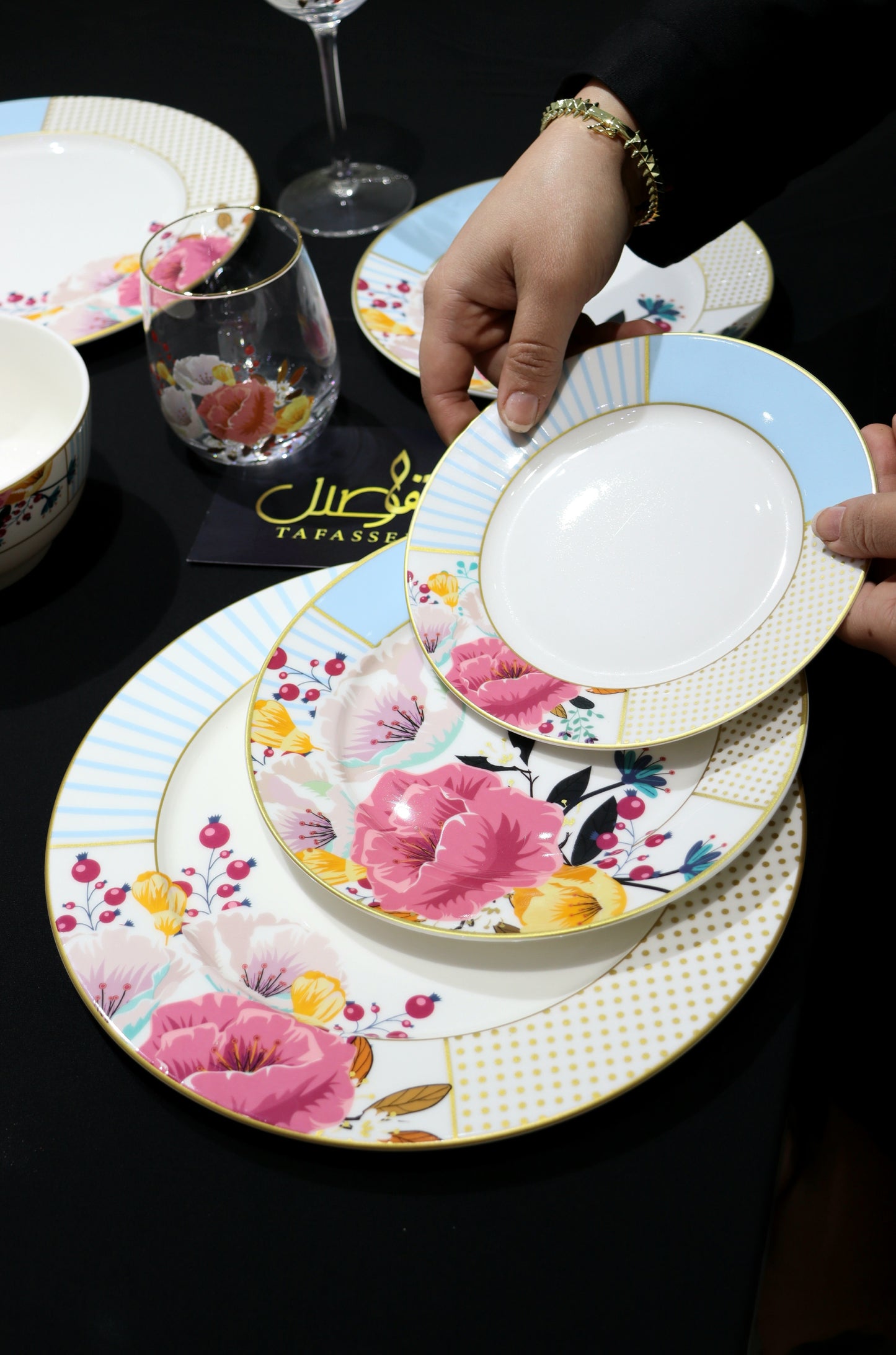 PACK D'ASSIETTE 24 PCS